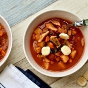 Vegan Manhattan Clam Chowder